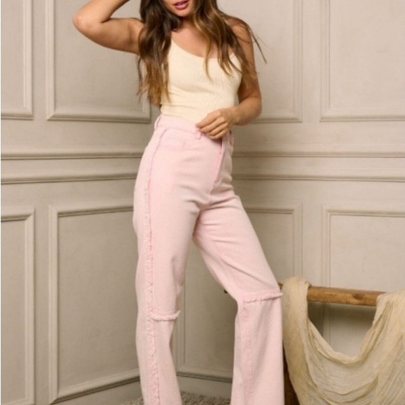 Elegant High Rise Pink Jeans for Women - Picture 4 of 4